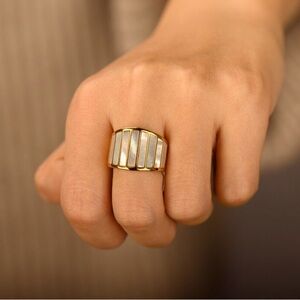 Mother of Pearl Gold Ring✨